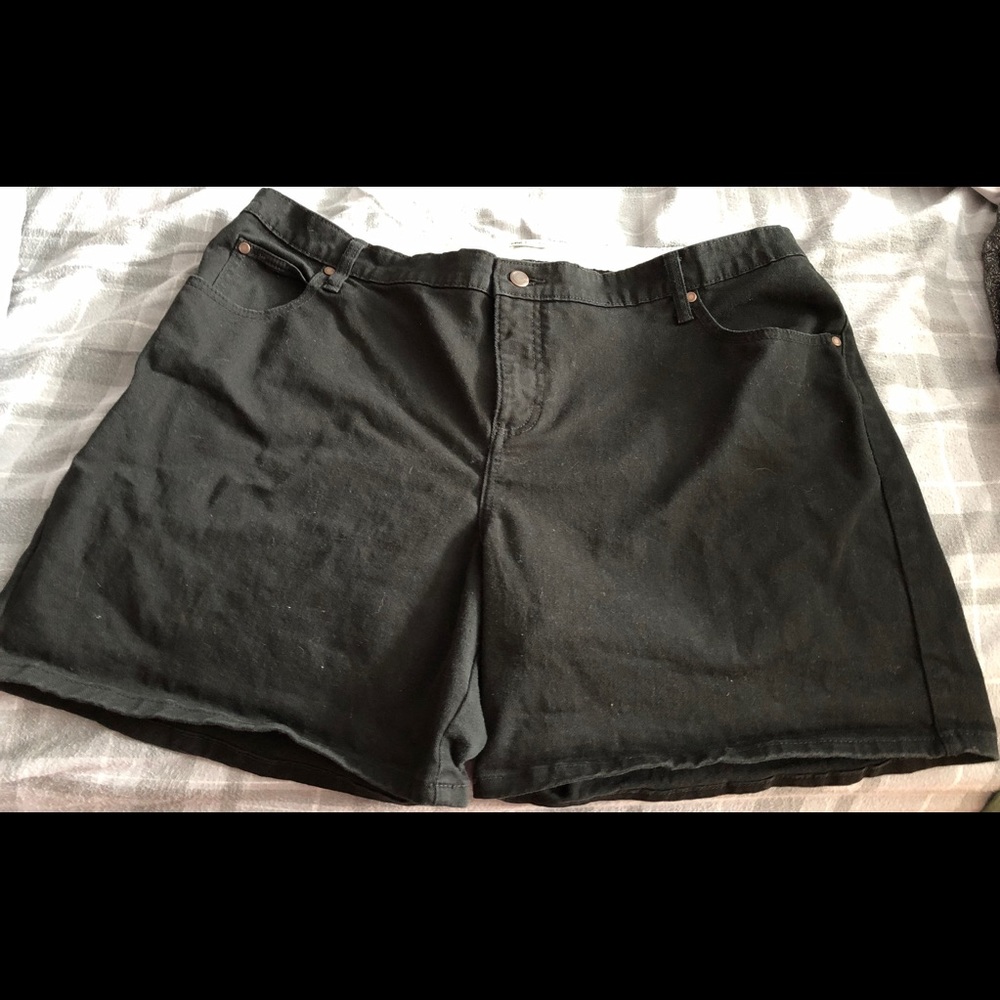 Black jean shorts plus size